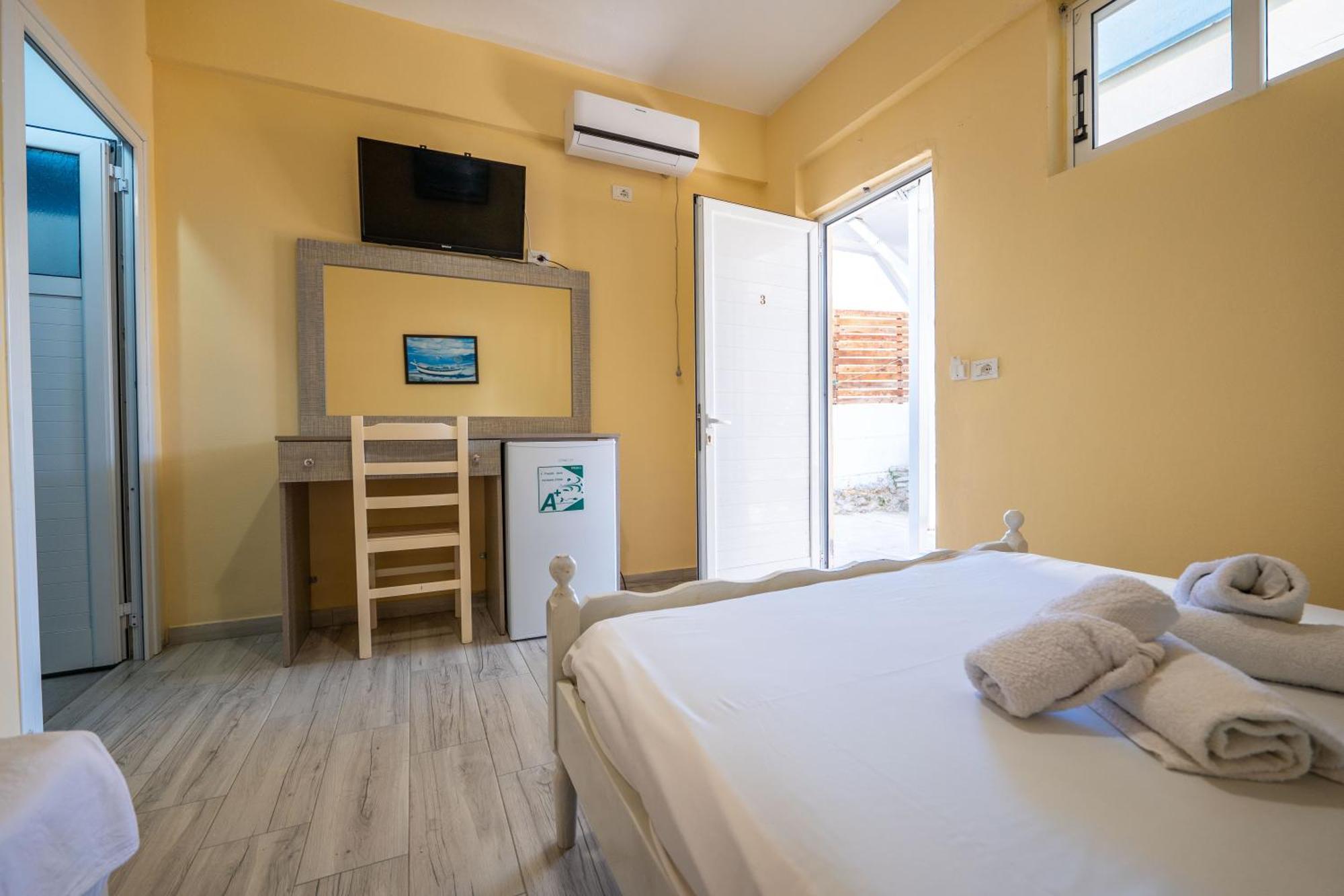 Hotel Portokali Himarë Eksteriør billede